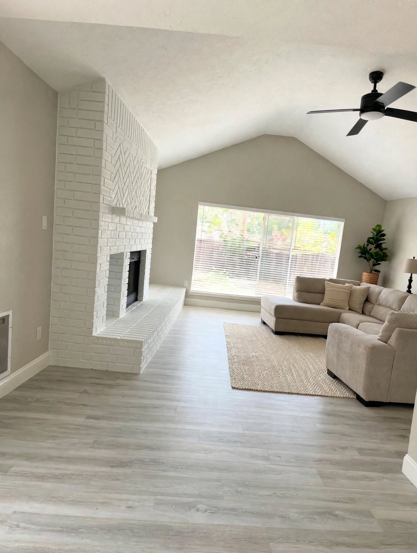 Farmhouse living room cleaning result